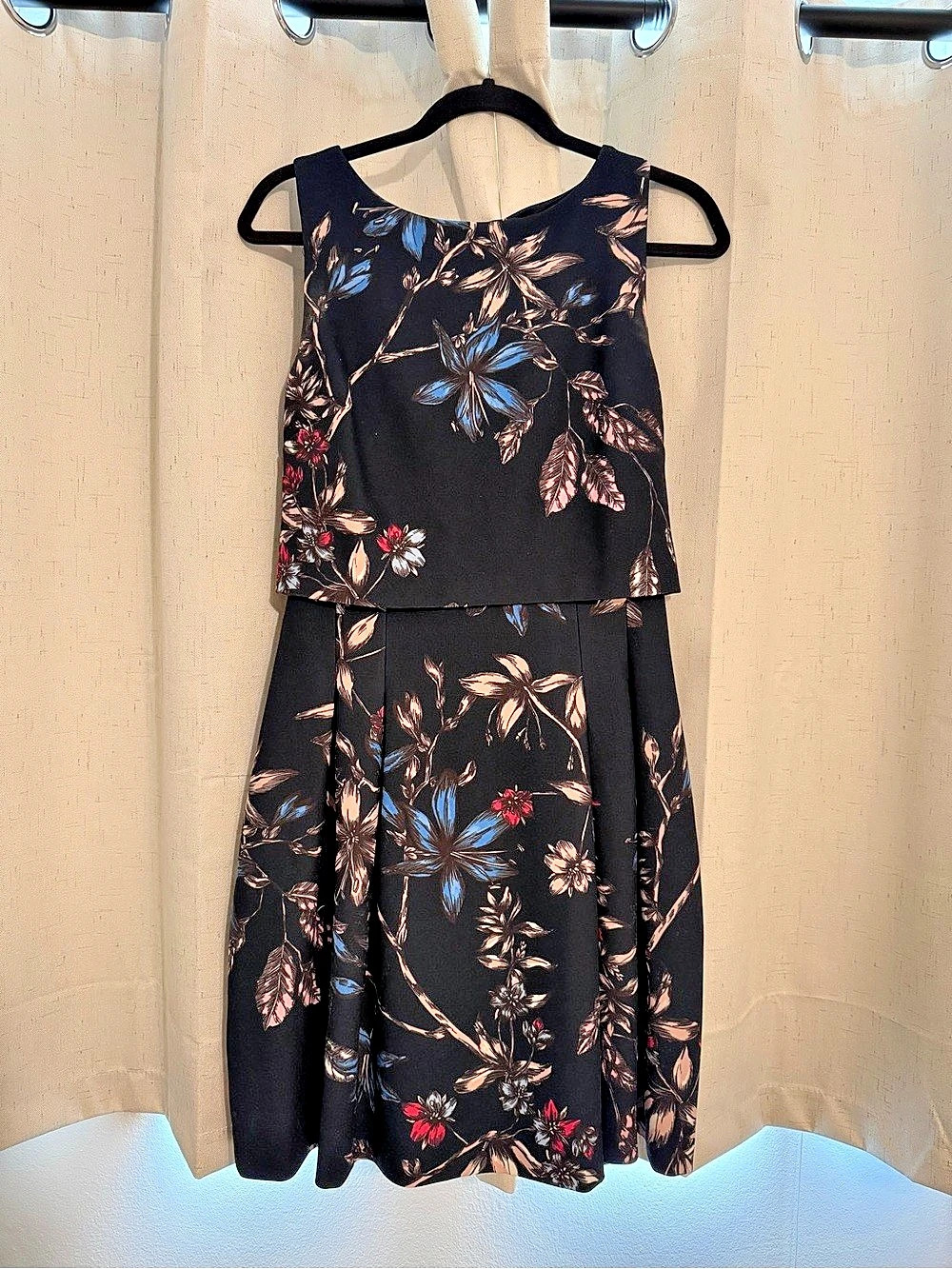Ivanka Trump Floral Midi Dress in Navy Blue - Size 6